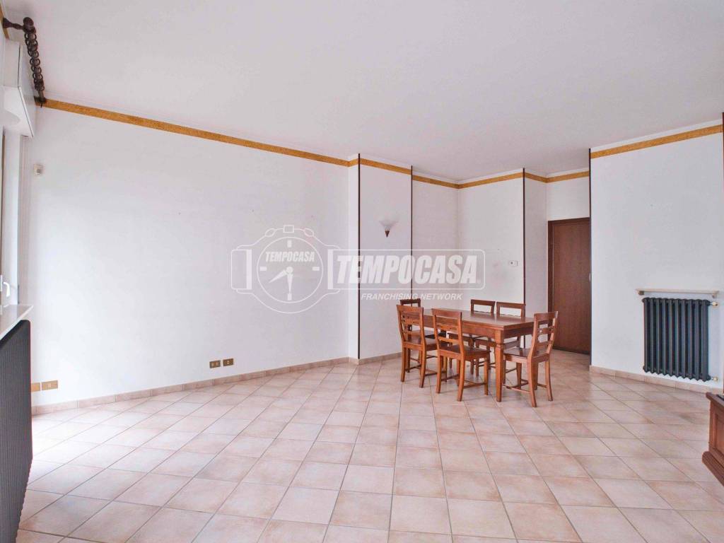 Appartamento a Vercelli in Via Dalmazio Birago - Foto 2