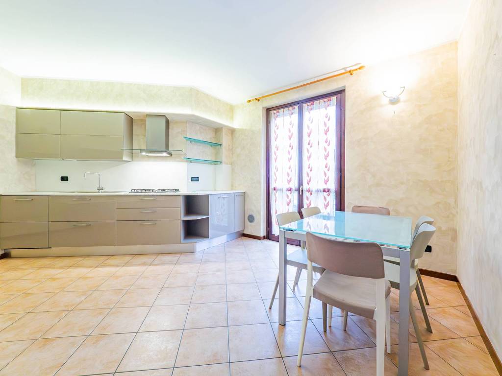 Appartamento a Calolziocorte in Via Francesco Nullo - Foto 2