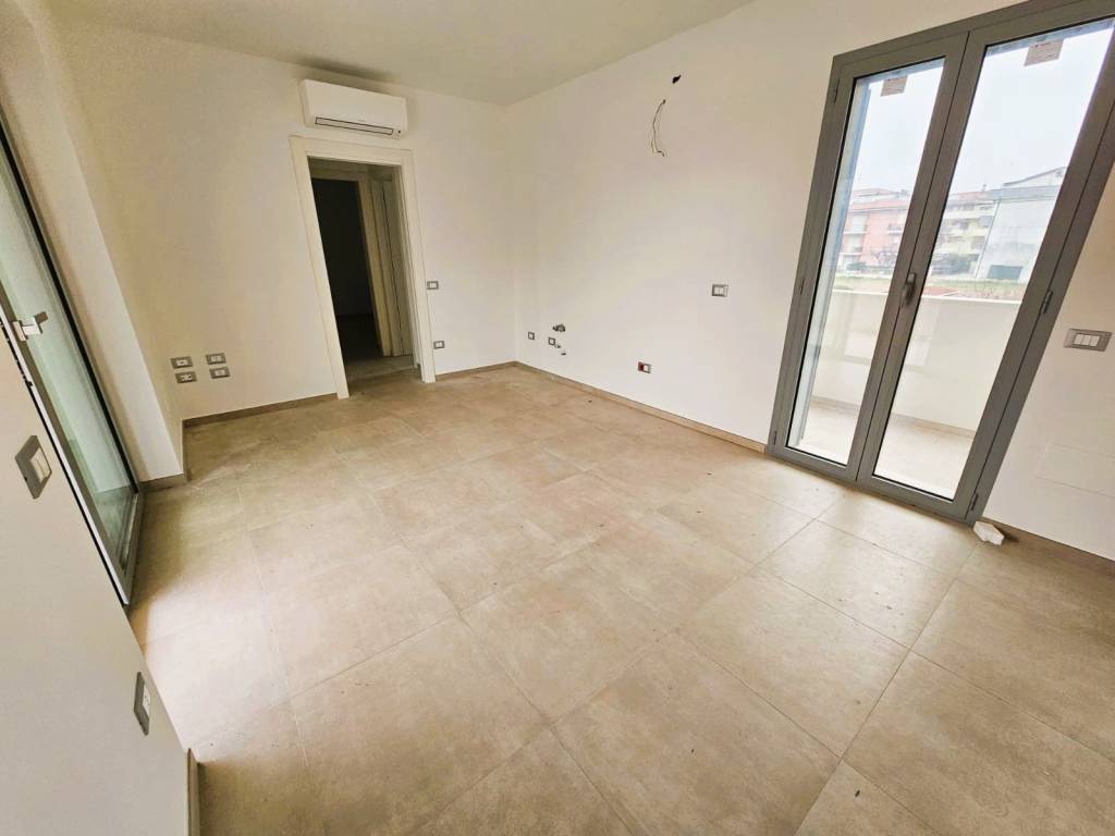 Appartamento a Alba adriatica in Via Venezia - Foto 2