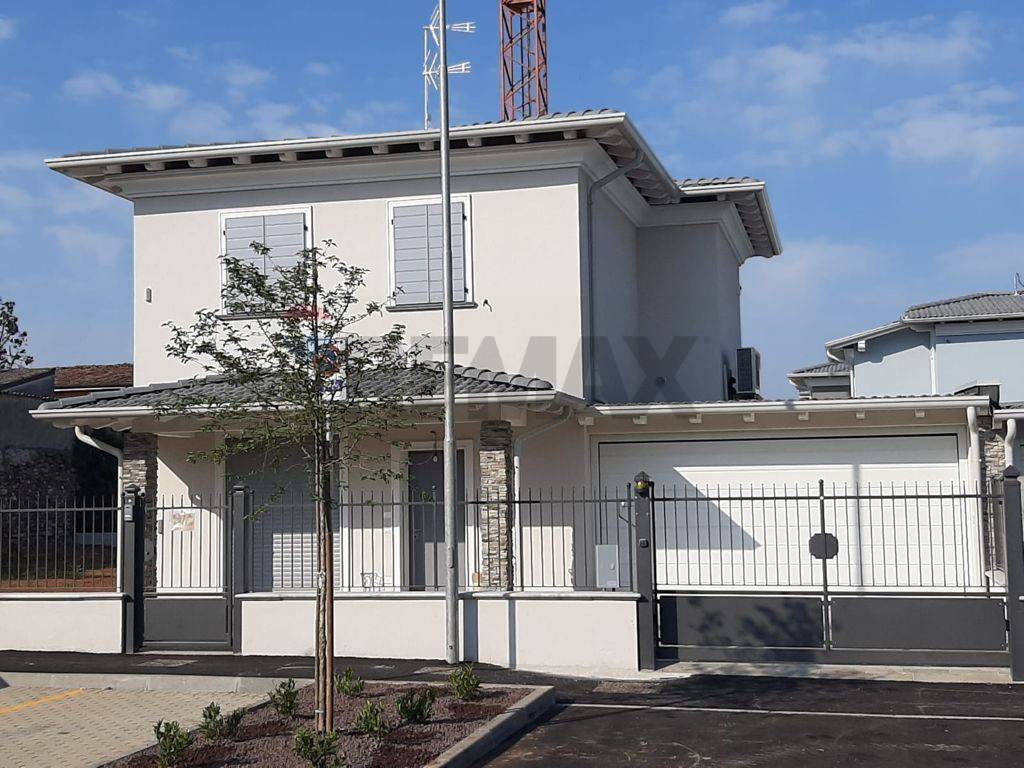 Villa a Castenedolo in via carducci - Foto 4