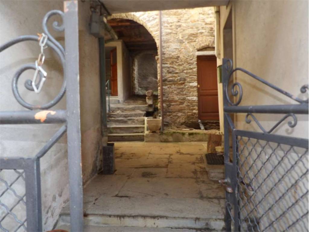Casa indipendente a San bernardino verbano in VIA XX SETTEMBRE, 12 - Foto 5
