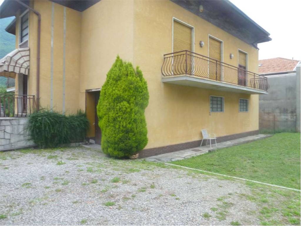 Villa a Gravellona toce in CORSO GUGLIELMO MARCONI - Foto 2