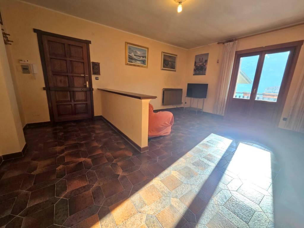 Appartamento a Chatillon in Via Roberto Pellisier - Foto 2