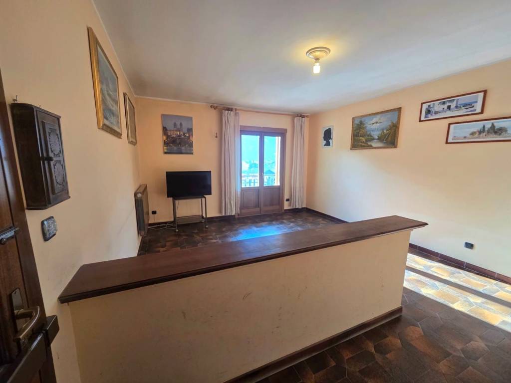 Appartamento a Chatillon in Via Roberto Pellisier - Foto 5