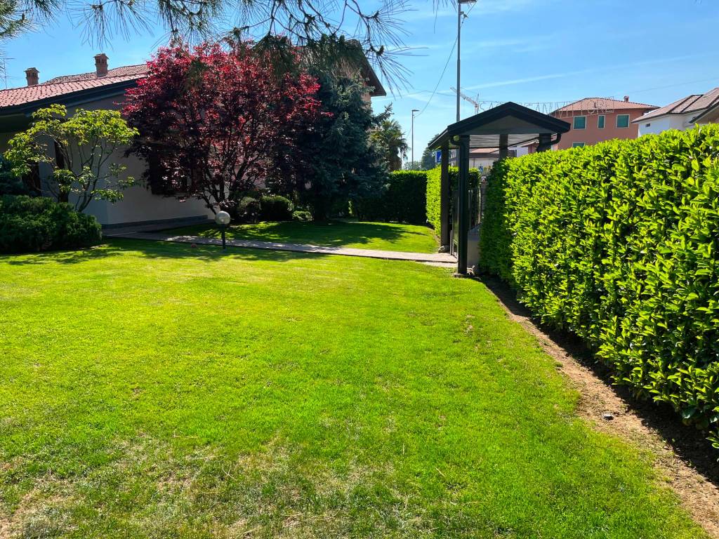 Villa a Brembate in Via Bergamo, 20 - Foto 5