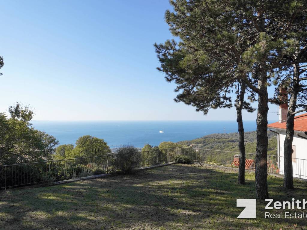Villa a Trieste in Via degli Olmi, 14 - Foto 2