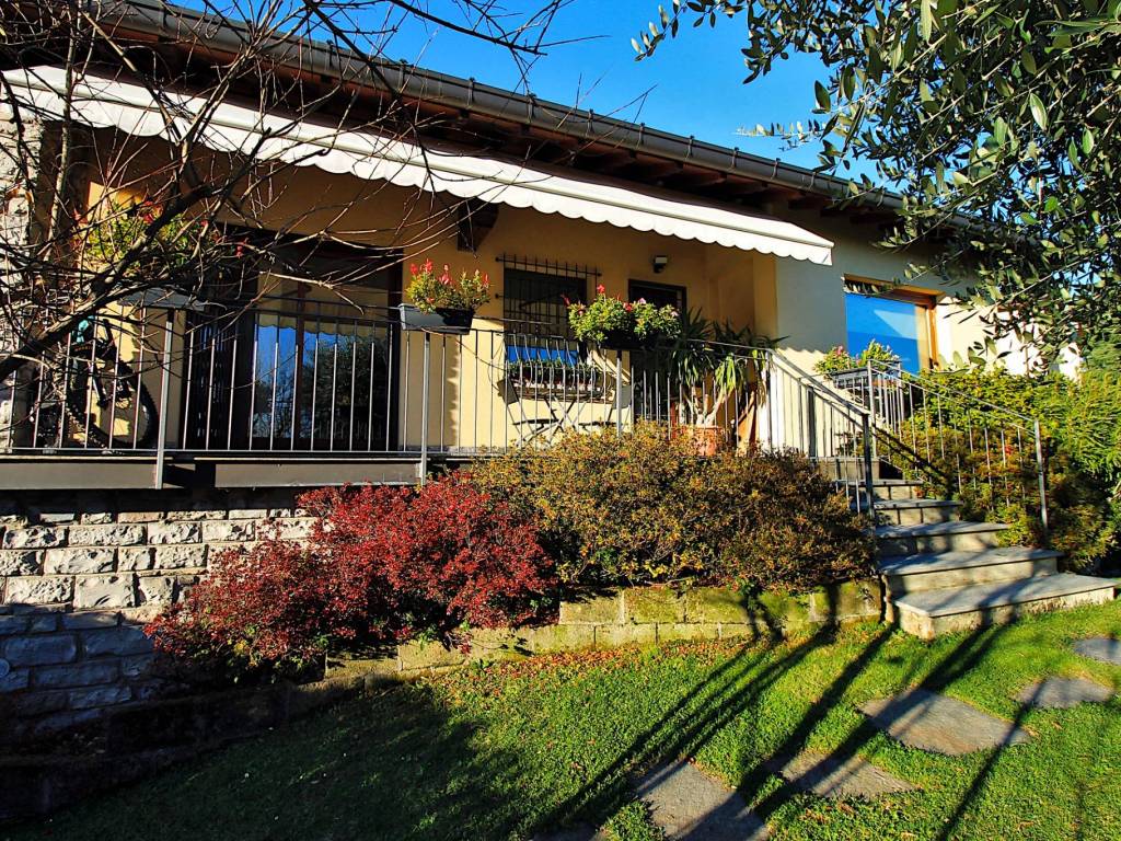 Villa a San fermo della battaglia in Via Armando Diaz, 13 - Foto 3