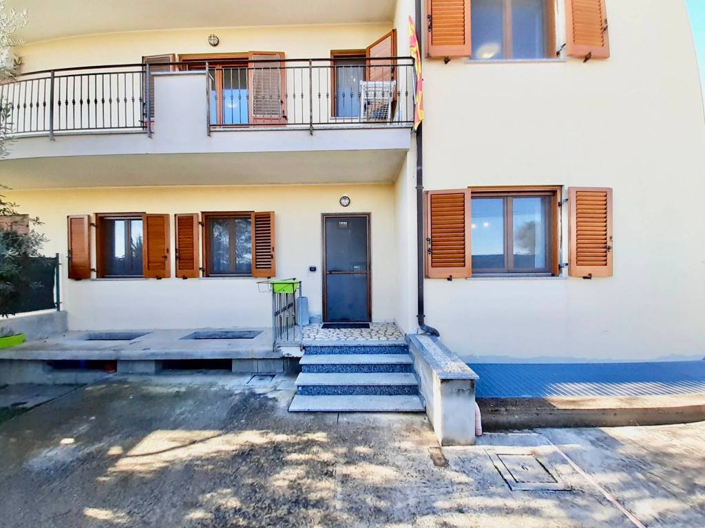 Villa a Montepaone in Via Giosuè Carducci - Foto 4