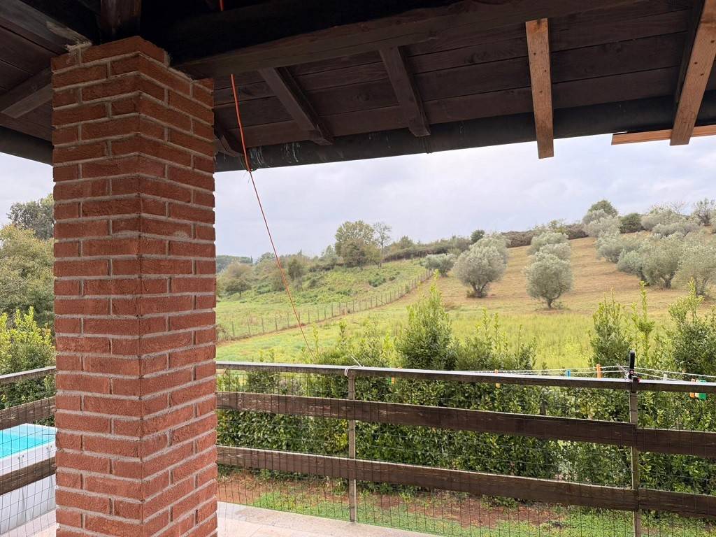 Villa a Canale monterano in Via Greppa di Mezzo - Foto 2