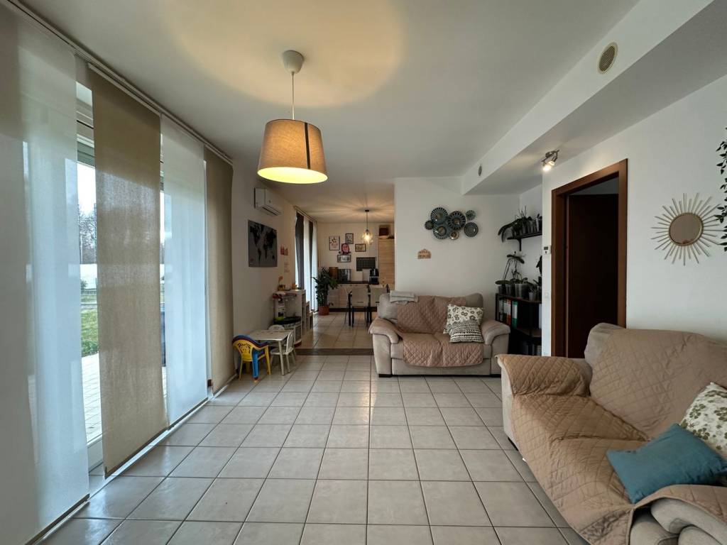 Appartamento a Borgomanero in Via Verdi, 1 - Foto 4