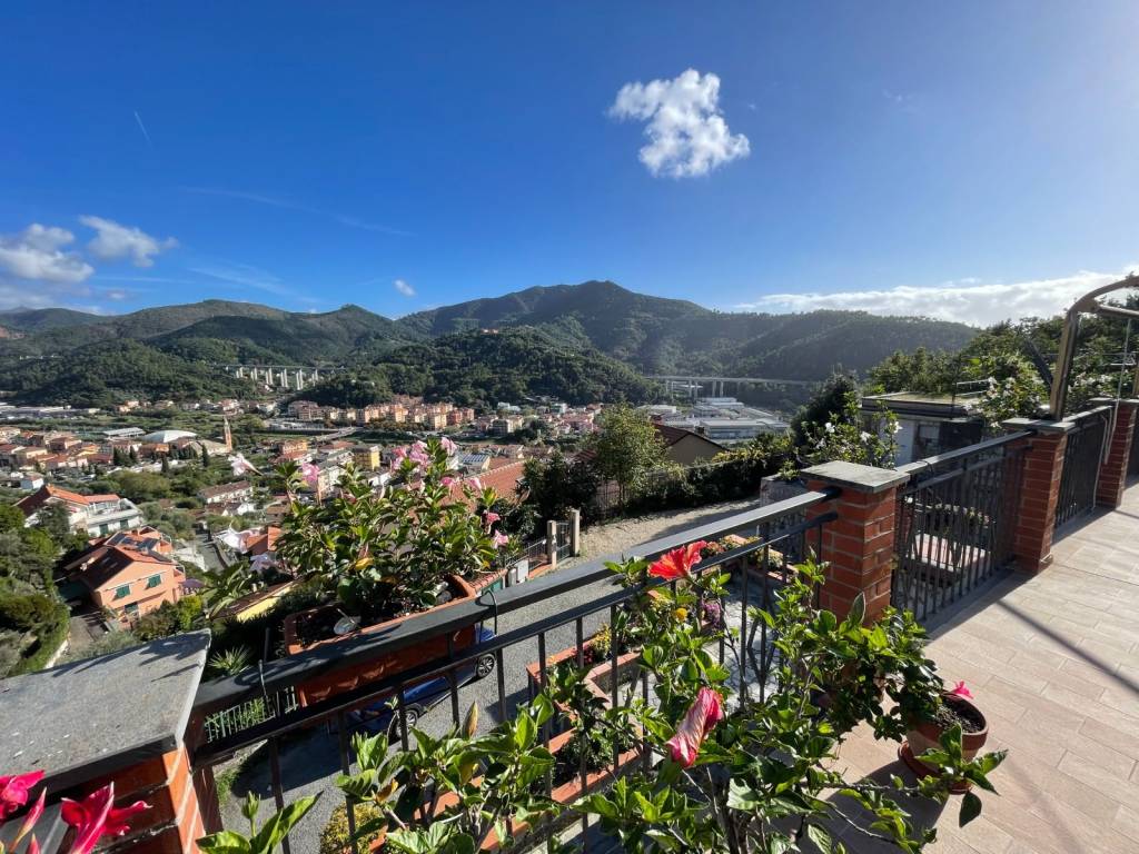 Appartamento a Casarza ligure in Traversa Via Nicola Sottanis - Foto 2