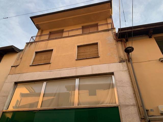 Casa indipendente a Nembro in Via Giuseppe Garibaldi - Foto 2