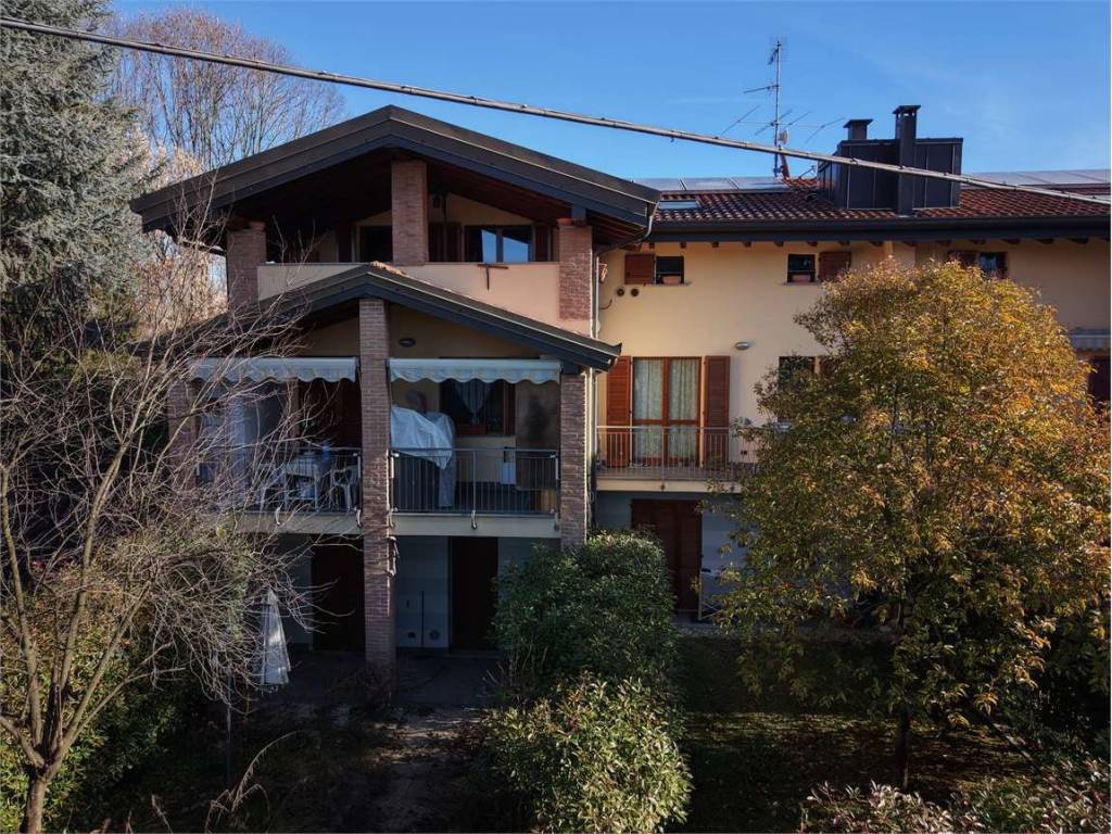 Attico / mansarda a Sesto calende in Via Case nuove , 10 - Foto 3