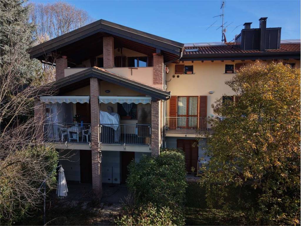 Attico / mansarda a Sesto calende in Via Case nuove , 10 - Foto 4