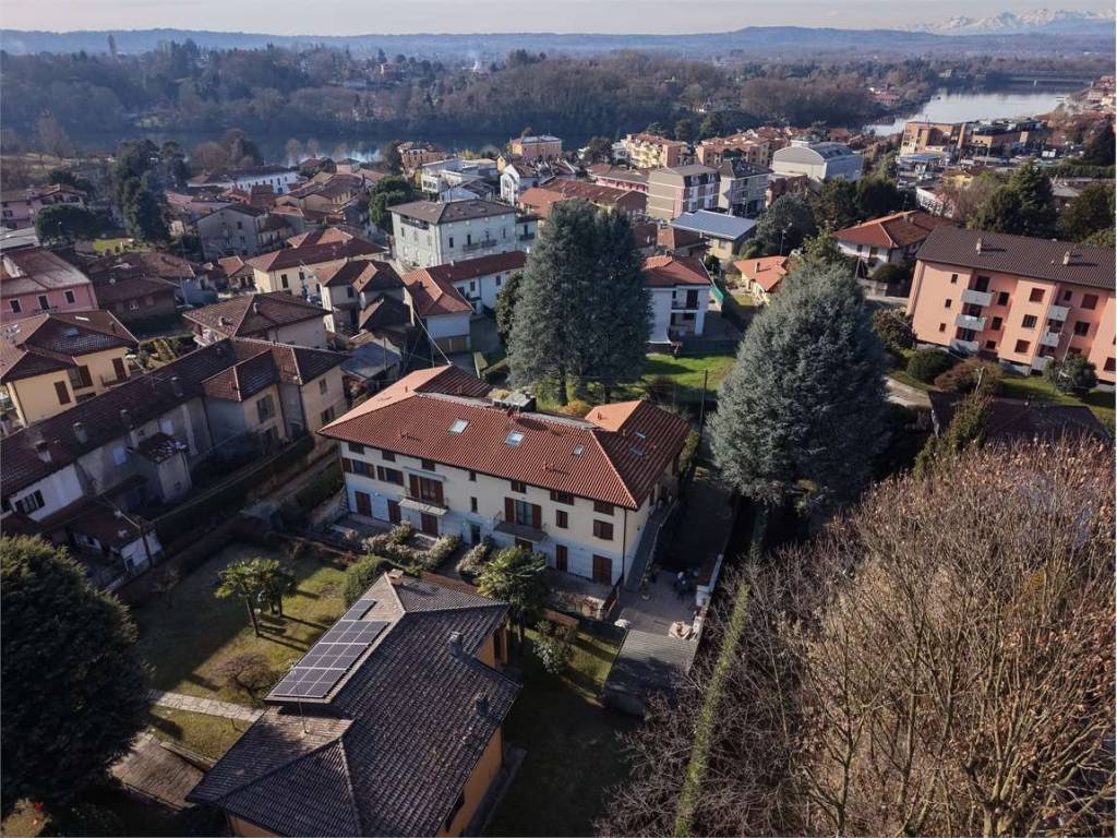 Attico / mansarda a Sesto calende in Via Case nuove , 10 - Foto 5