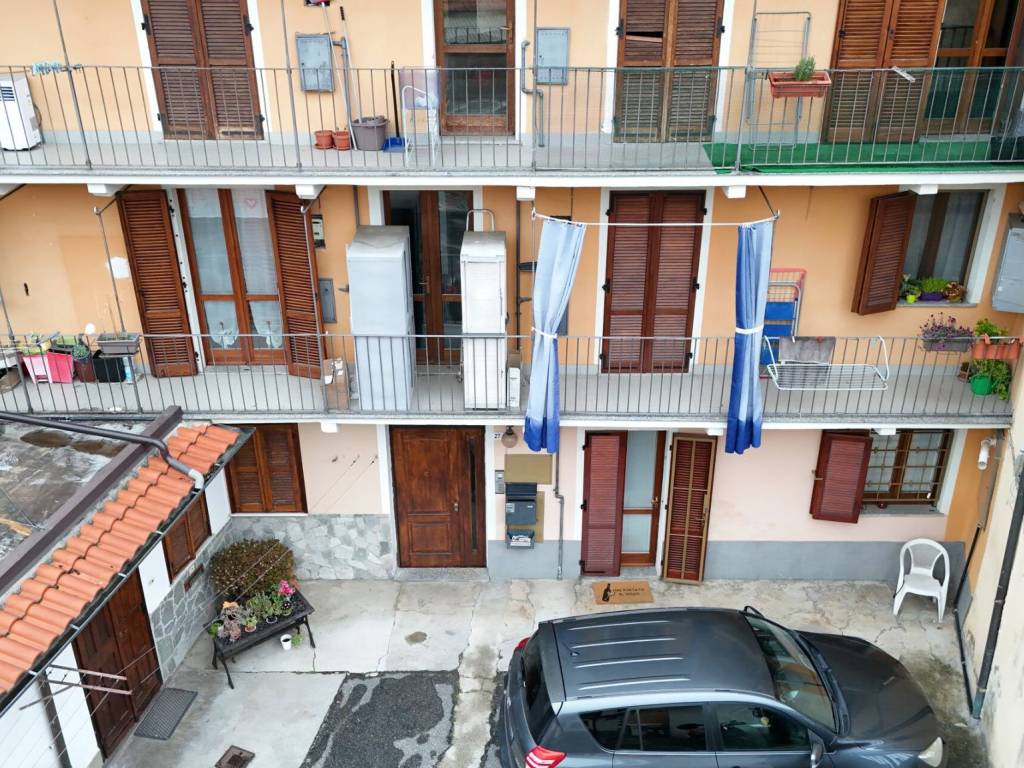 Appartamento a Collegno in Via Pietro Micca - Foto 2