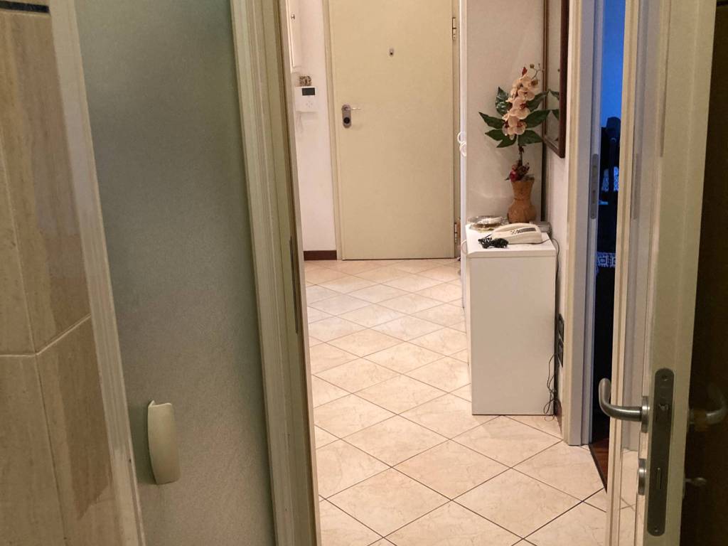 Appartamento a Bologna in Via Giovanni Crocioni, 5 - Foto 5