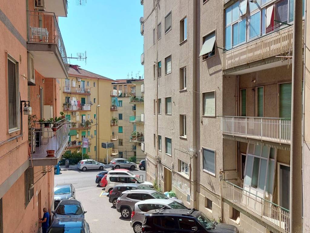 Appartamento a Salerno in Via Francesco la Francesca, 67 - Foto 2