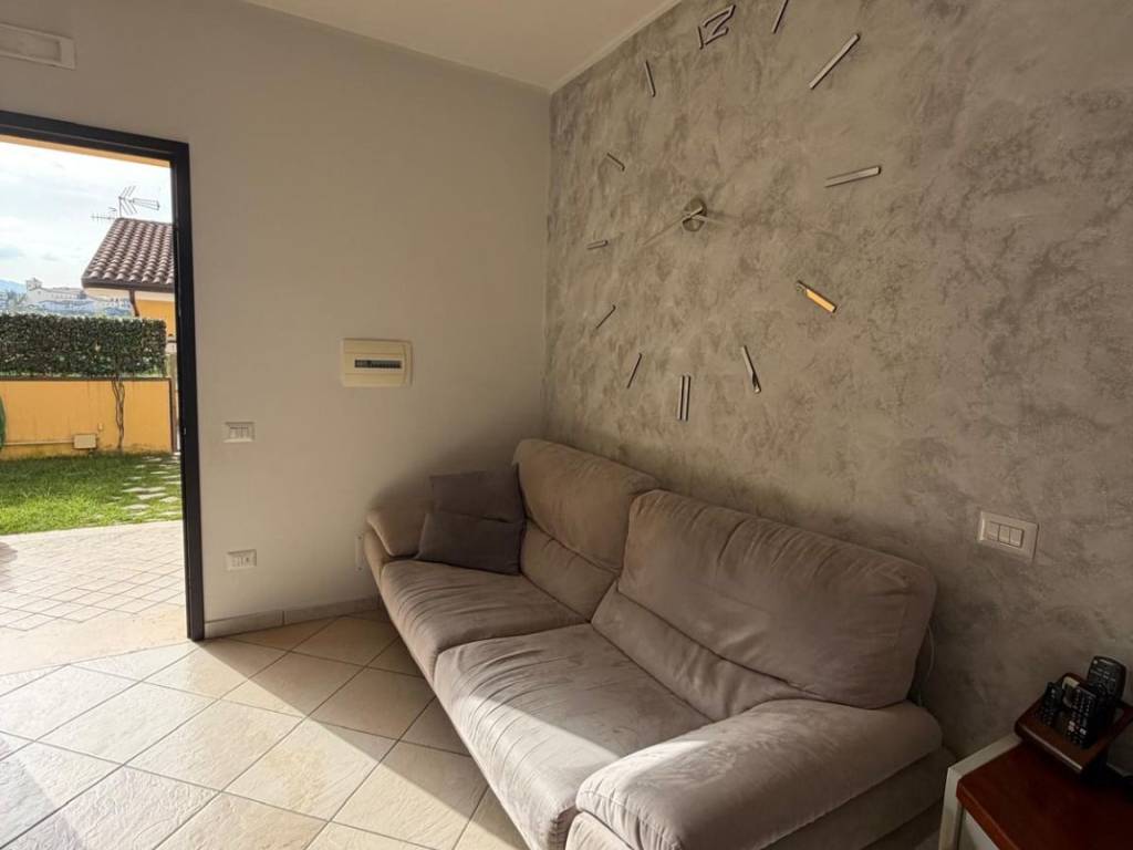 Appartamento a Valmontone in Via Casilina - Foto 2