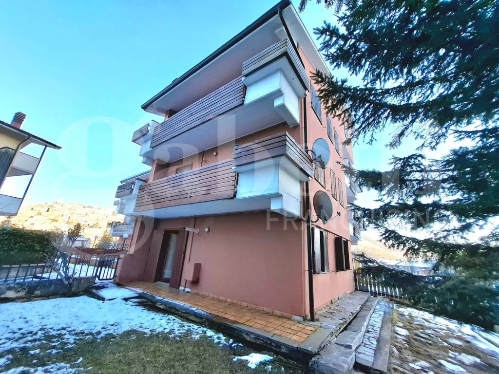 Appartamento a Rocca di mezzo in Via Dei Frattali , 11 - Foto 2