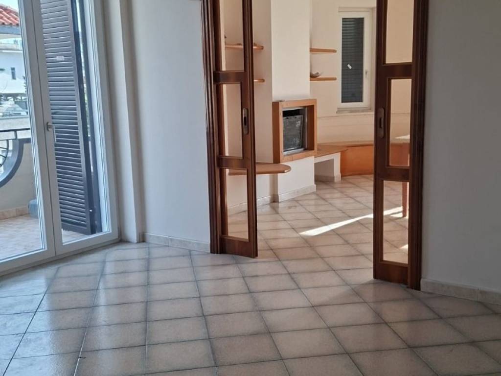 Appartamento a Casoria in Via Giacomo Brodolini - Foto 4