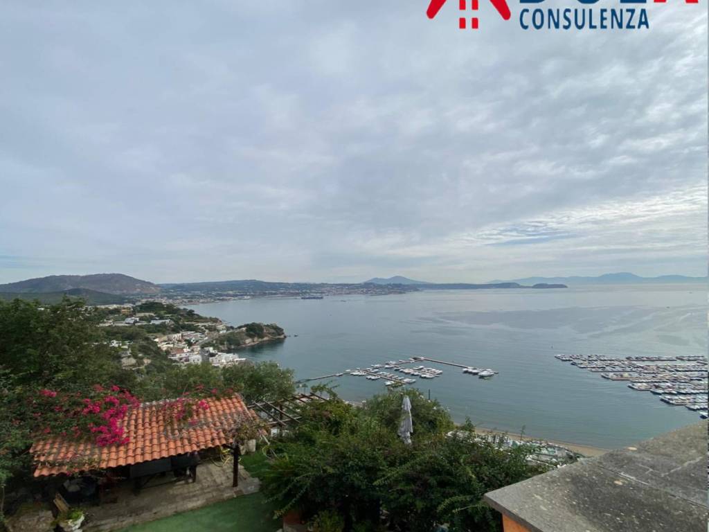 Appartamento a Bacoli in Via Marco Aurelio - Foto 2