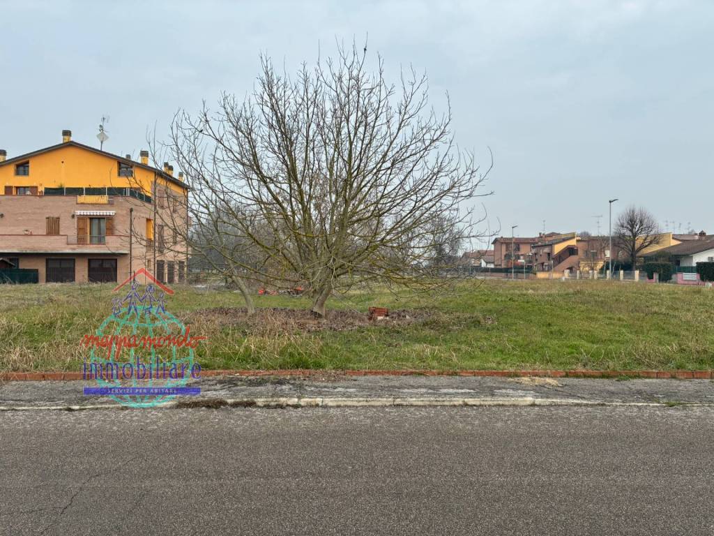 Terreno a Finale emilia in VIA BRENTA - Foto 5