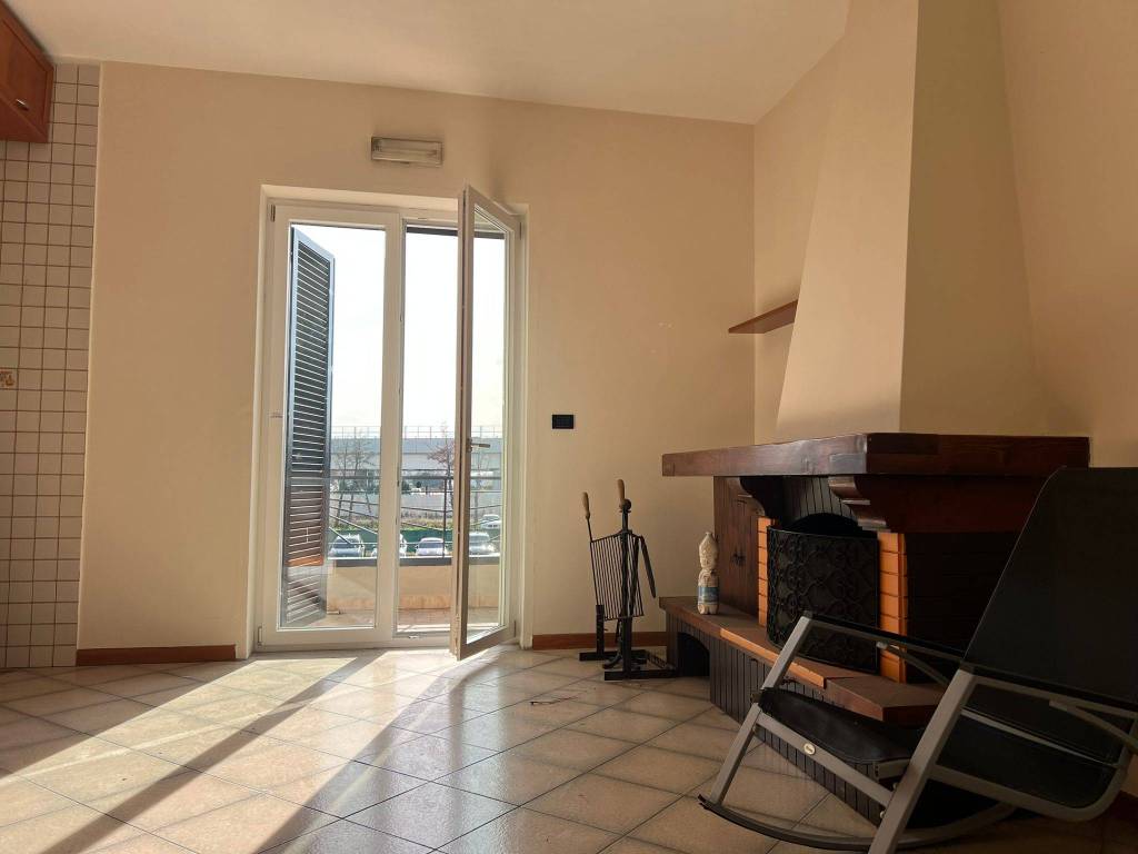 Appartamento a Casoria in Via Giacomo Brodolini - Foto 5