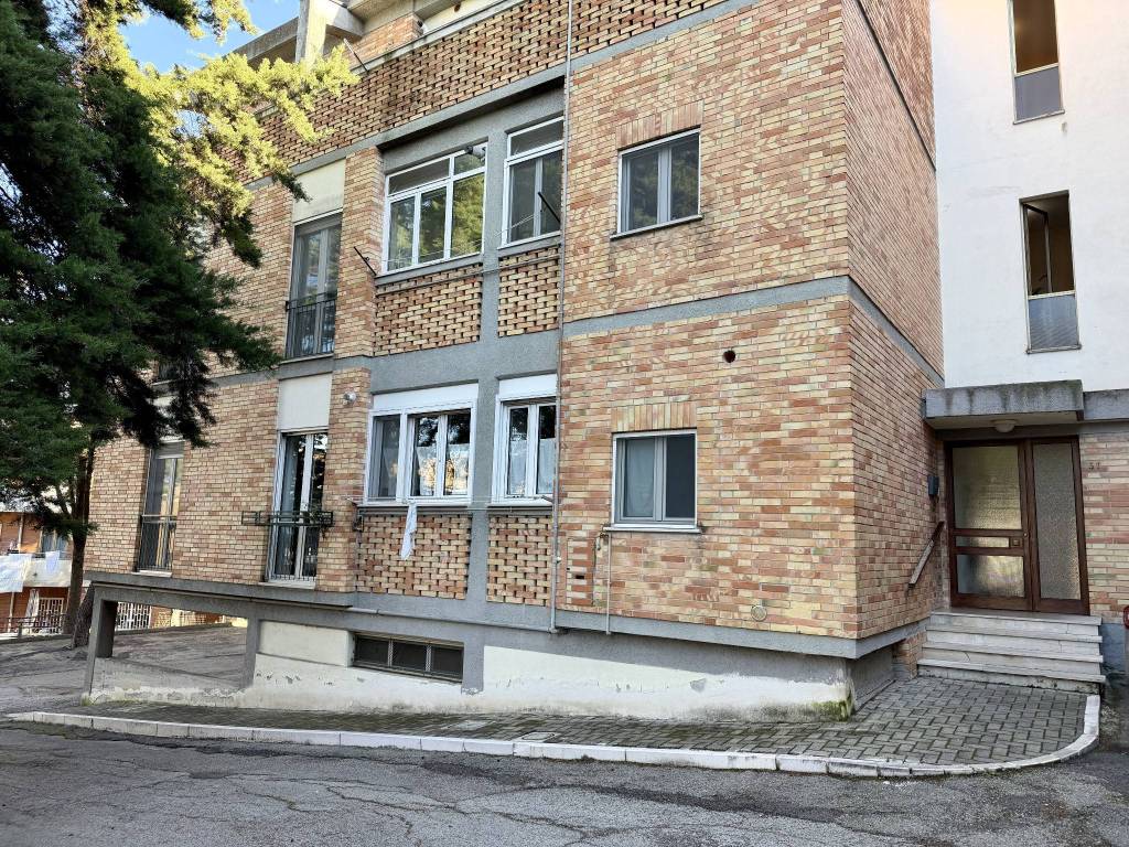 Appartamento a Matera in Via Vincenzo Caropreso, 31 - Foto 2