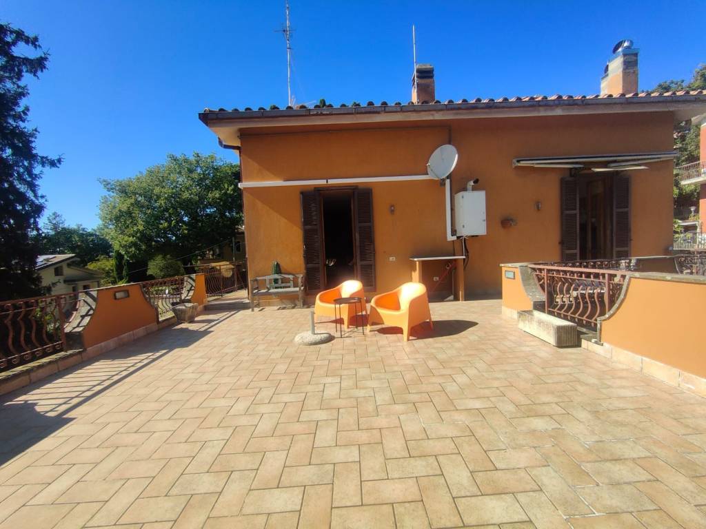 Appartamento a Ariccia in Via del Monte - Foto 2