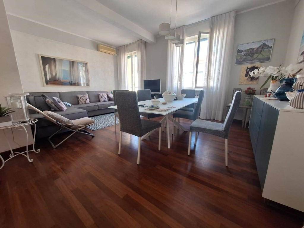 Appartamento a Viareggio in Via 4 Novembre - Foto 2