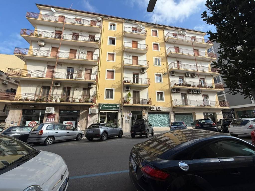 Appartamento a Crotone in Via Roma - Foto 2