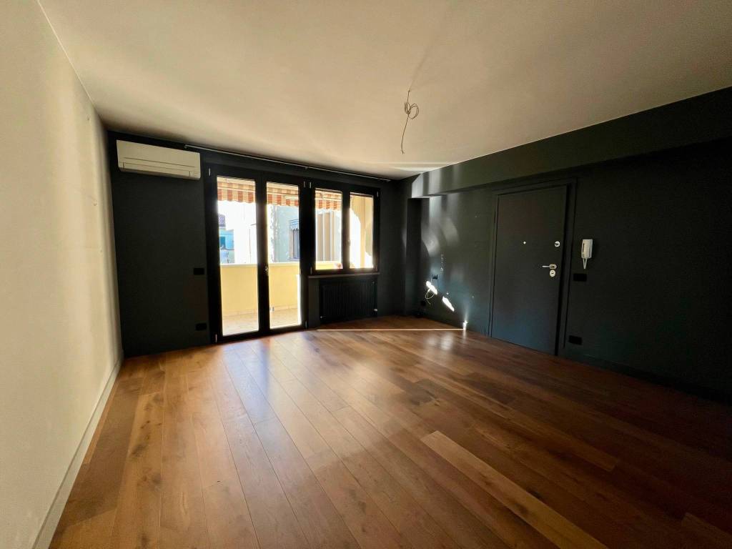 Appartamento a Guastalla in Via Gaetana Secchi Ronchi - Foto 3