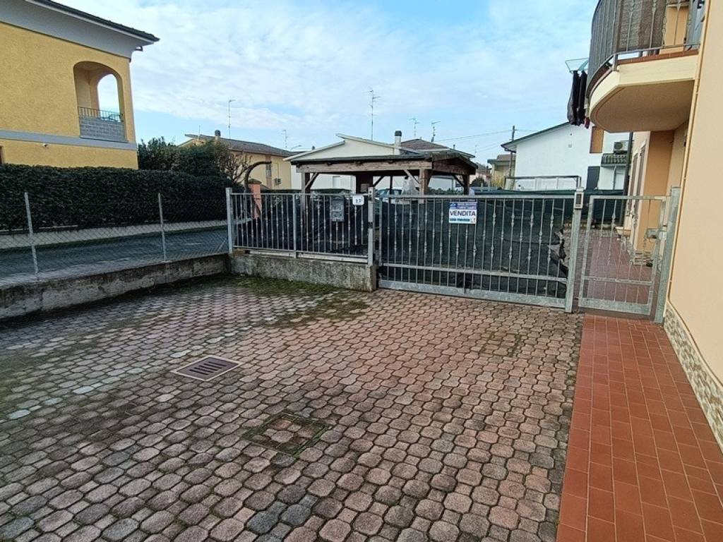 Appartamento a Moglia in Via Francesco Santi, 13 - Foto 3