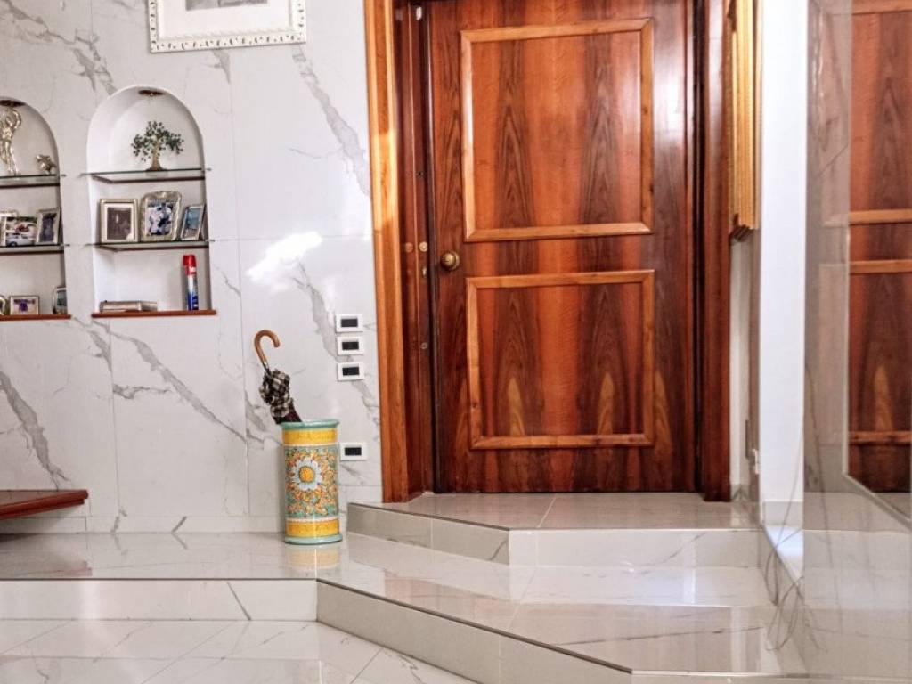 Appartamento a Salerno in Via Roma - Foto 2