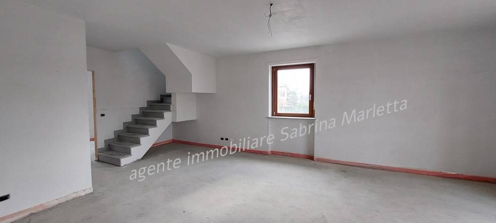 Appartamento a La loggia in Via Leonardo Bistolfi - Foto 2