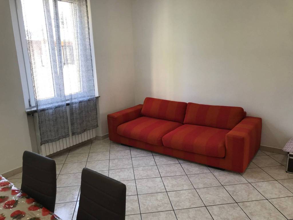 Appartamento a Saronno in Via Angelo Volonterio, 14 - Foto 3