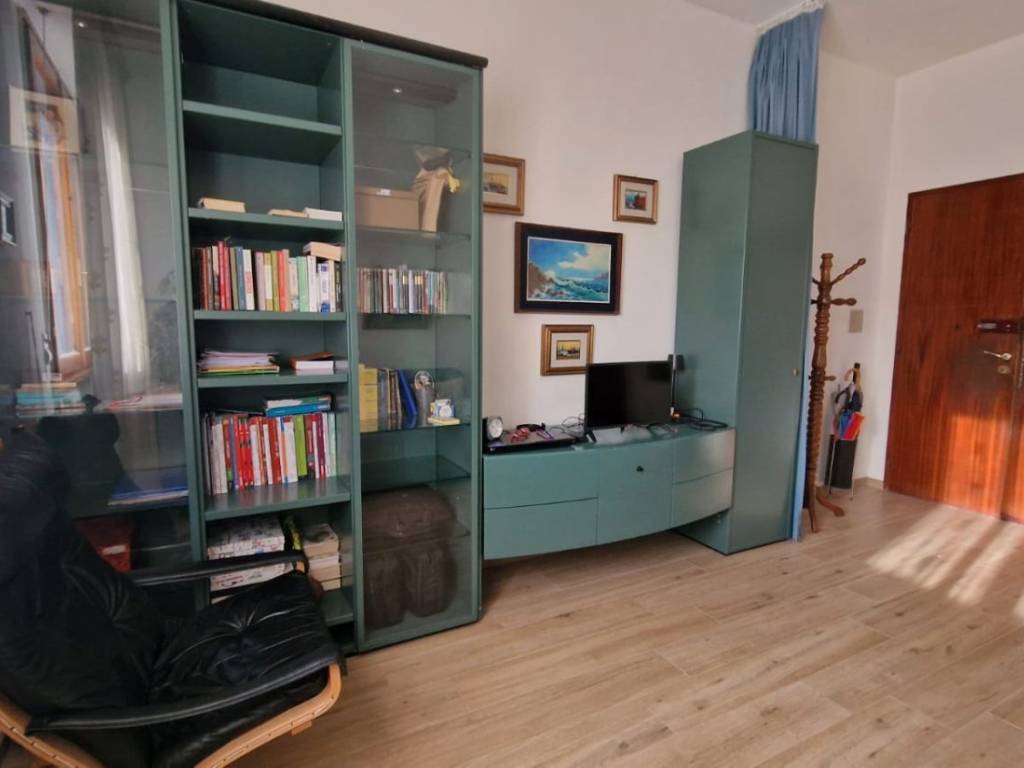 Appartamento a Viareggio in Via Don Innocenzo Lazzeri, 2 - Foto 2