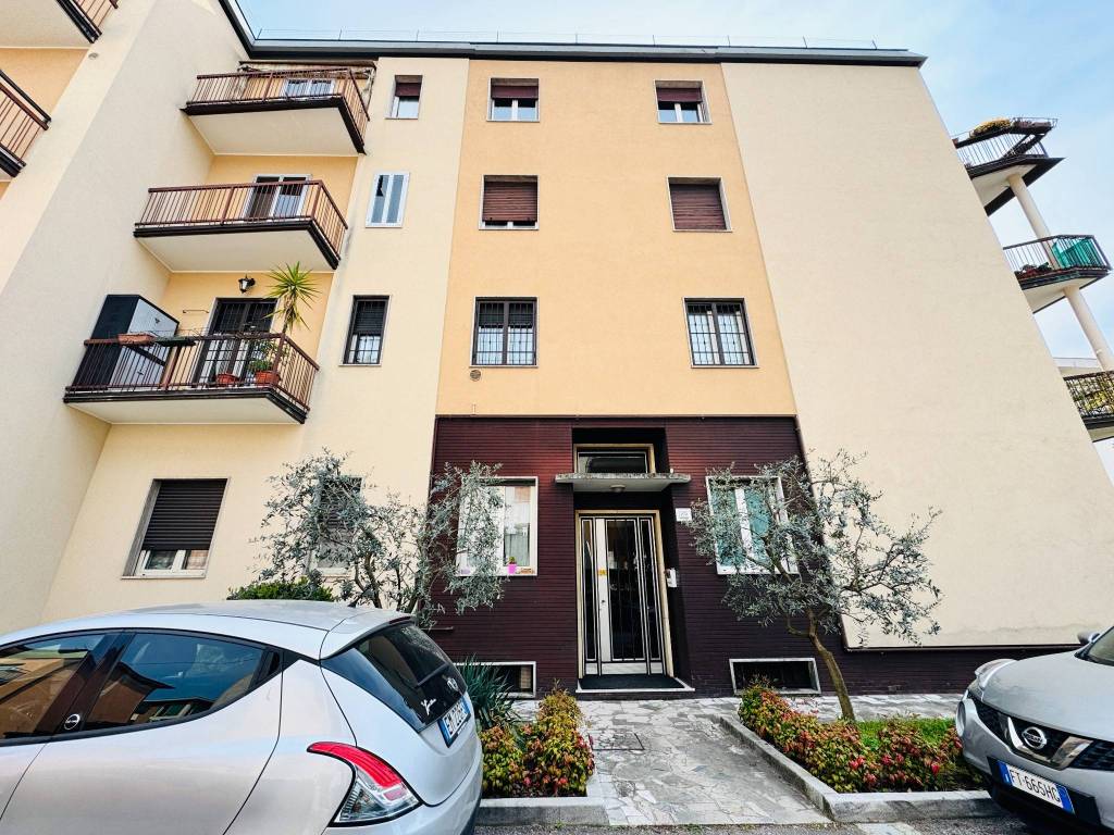 Appartamento a Brescia in Via Antonio Schivardi, 25 - Foto 2