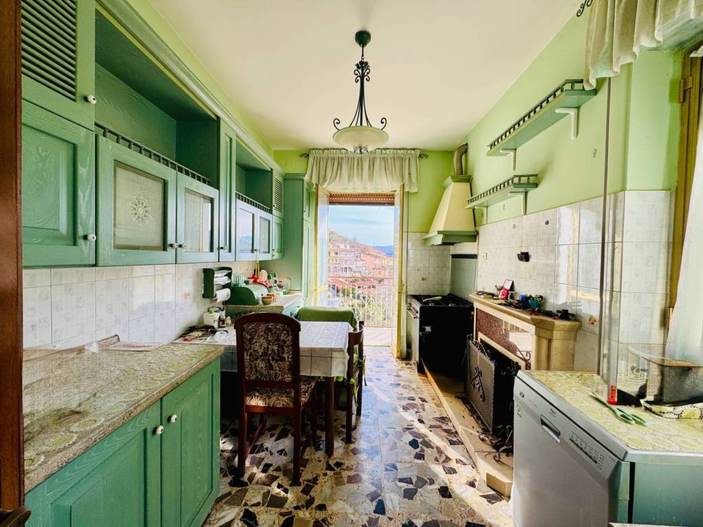 Casa indipendente a Luogosano in VIA RIPARATA, 27 - Foto 3