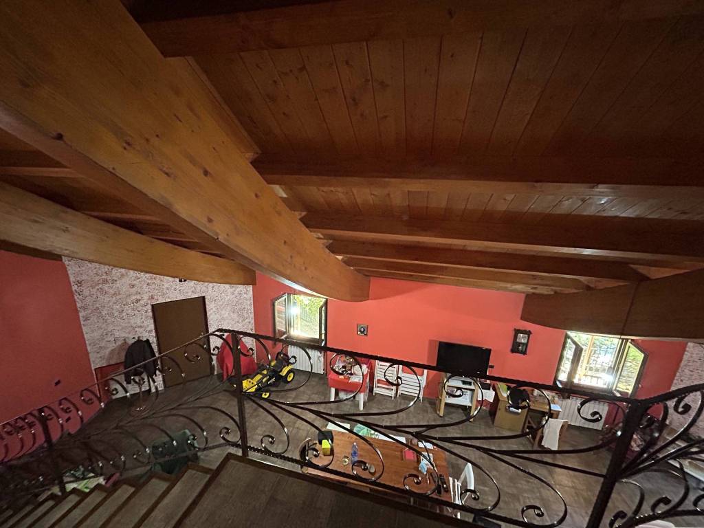 Villa a Mendicino in Via San Bartolo - Foto 4