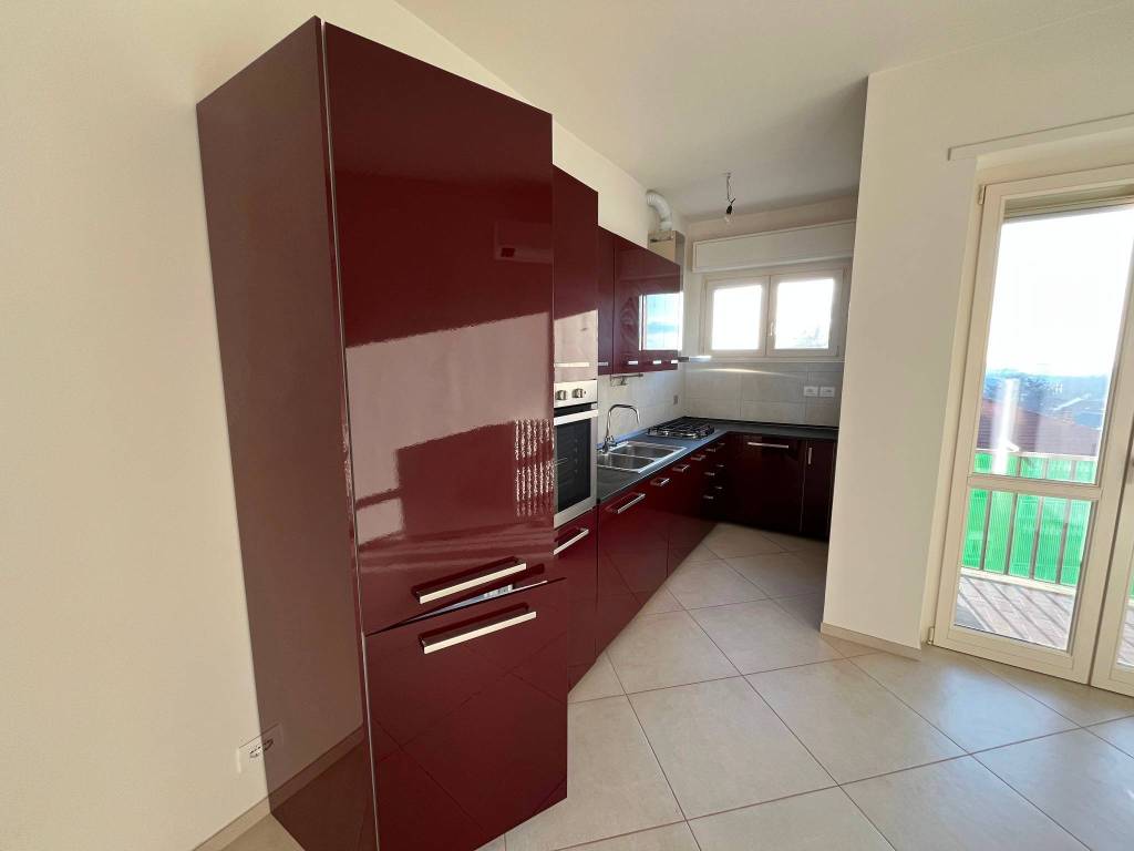 Appartamento a Chieri in Viale Cappuccini, 23 - Foto 2