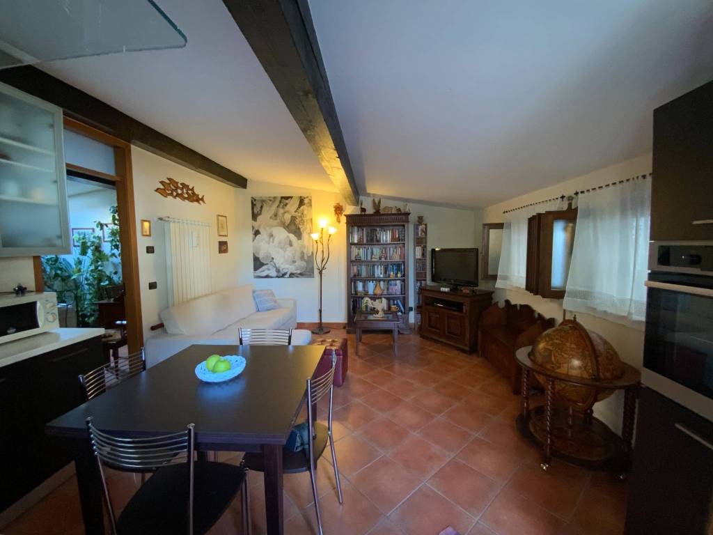 Appartamento a Busto arsizio in Via Magenta, 54 - Foto 5