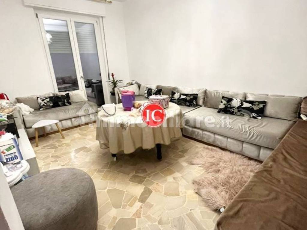 Appartamento a Salerano sul lambro in Via Ada Negri, 19 - Foto 2