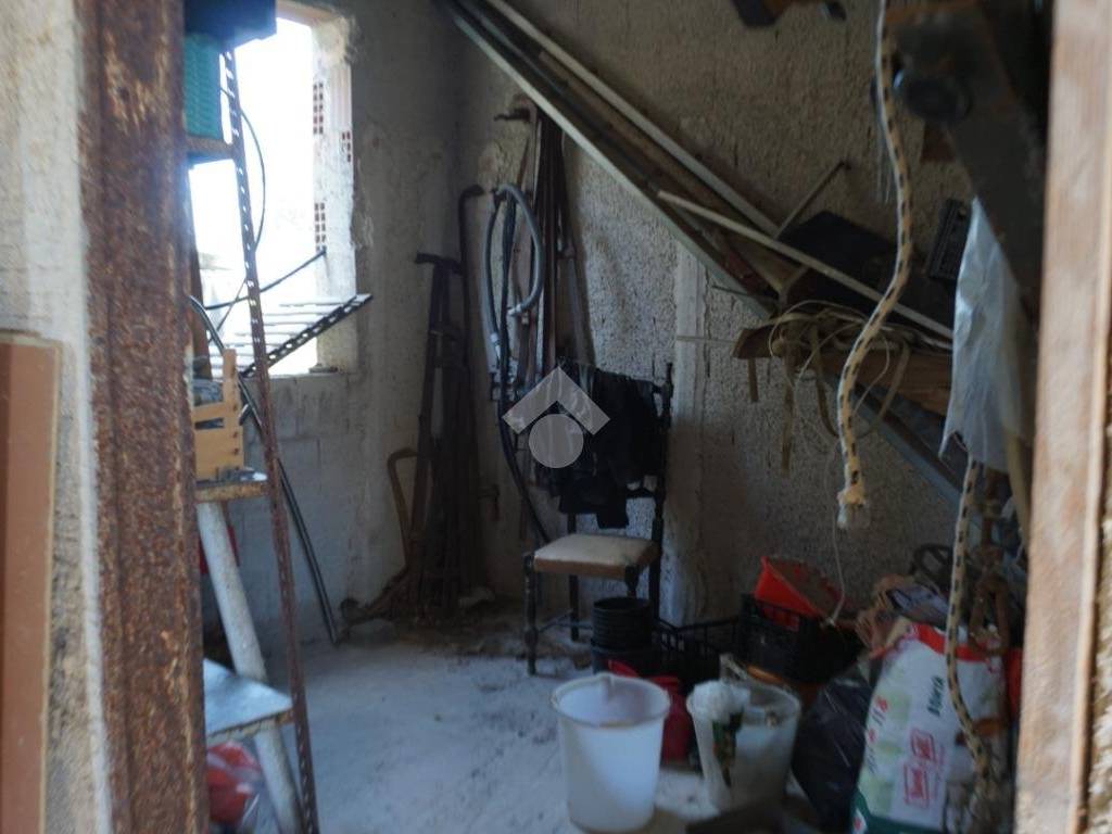 Casa indipendente a Battipaglia in Via Lido Lago - Foto 5