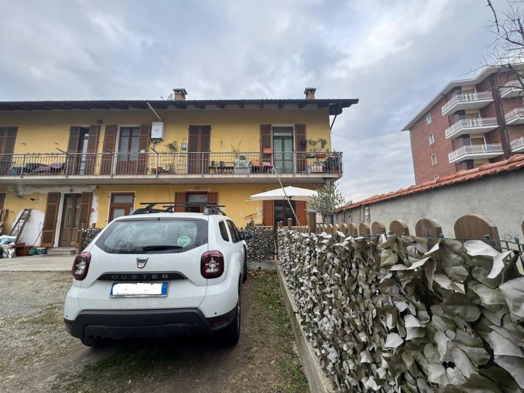 Appartamento a Rivoli in Largo Alcide De Gasperi, 3 - Foto 2