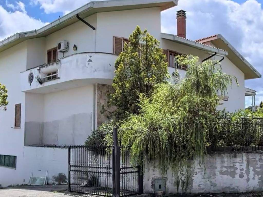 Appartamento a Castiglione a casauria in Via Guglielmo Marconi - Foto 3