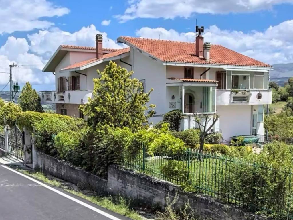 Appartamento a Castiglione a casauria in Via Guglielmo Marconi - Foto 5