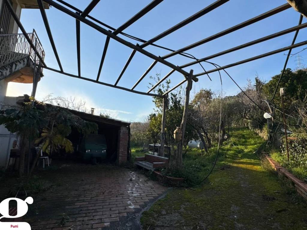 Casa indipendente a Montagnareale in strada provinciale 127, 100 - Foto 2