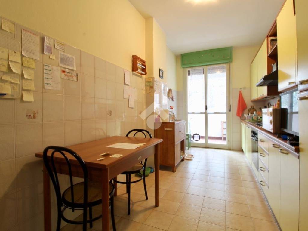 Appartamento a Reggio emilia in Via Giuseppe Turri, 27 - Foto 2